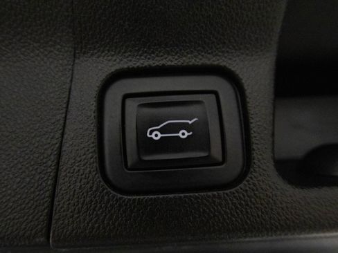 Used 2021 GMC Acadia SLE w/ Driver Convenience Package image 37