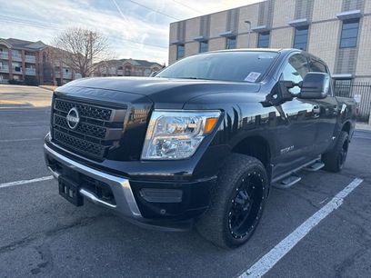 Used 2024 Nissan Titan SV w/ SV Convenience Package
