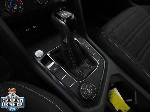 Used 2023 Volkswagen Tiguan S image 17