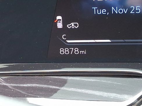 Certified 2024 Cadillac Escalade V w/ Heavy-Duty Trailer Package image 18