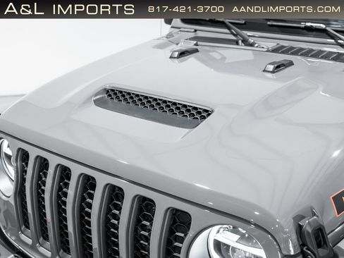 Used 2021 Jeep Gladiator Mojave image 18