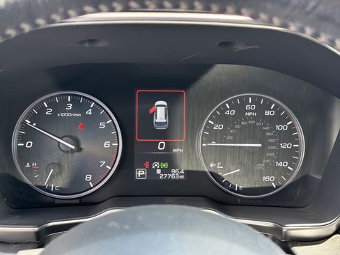 Certified 2023 Subaru Outback Limited AWD/4WD image 9