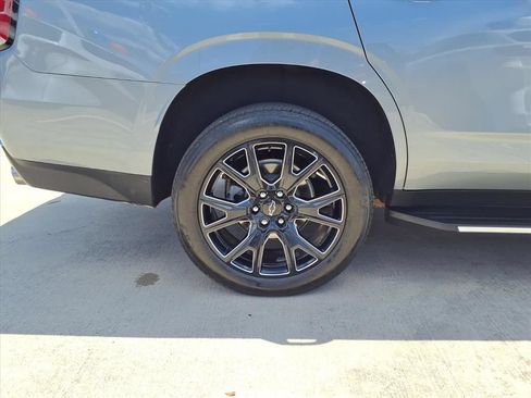Used 2024 Chevrolet Tahoe Premier RWD image 11