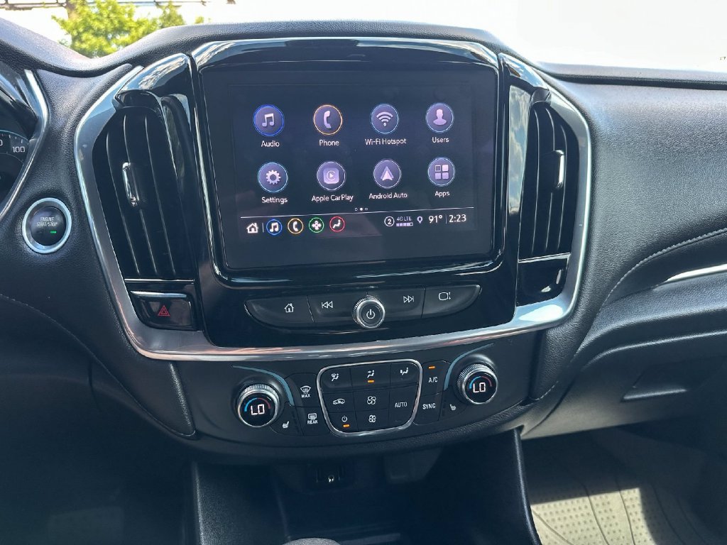 Used 2022 Chevrolet Traverse LT FWD image 34