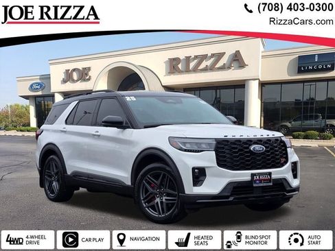 Certified 2025 Ford Explorer ST image 1