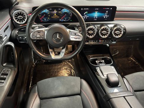 Used 2021 Mercedes-Benz CLA 250 image 13
