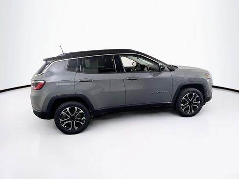 Used 2022 Jeep Compass Limited AWD/4WD image 4