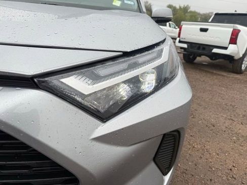 Used 2023 Toyota RAV4 XLE w/ Convenience Package FWD image 9