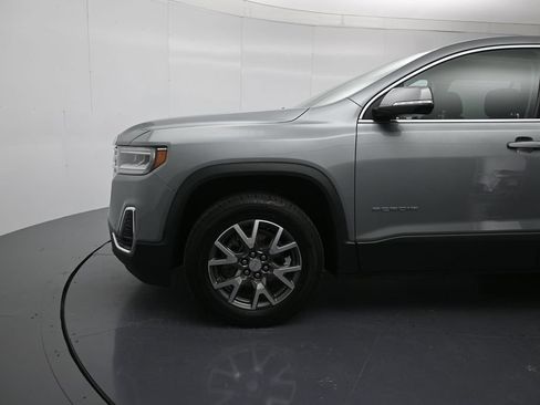 Used 2023 GMC Acadia SLE FWD image 9