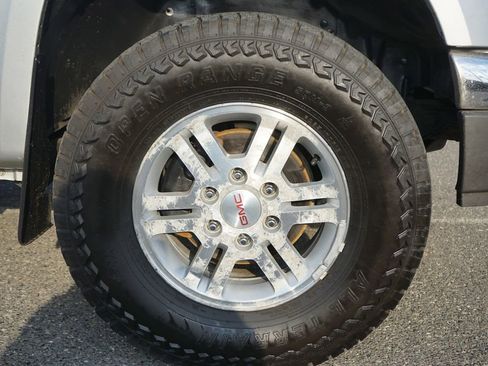 Used 2010 GMC Canyon SLT image 9