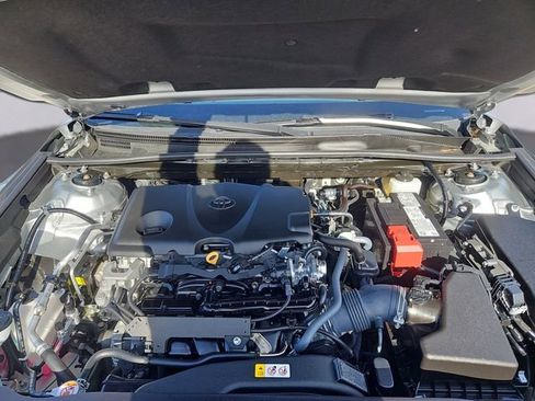 Used 2024 Toyota Camry SE image 26