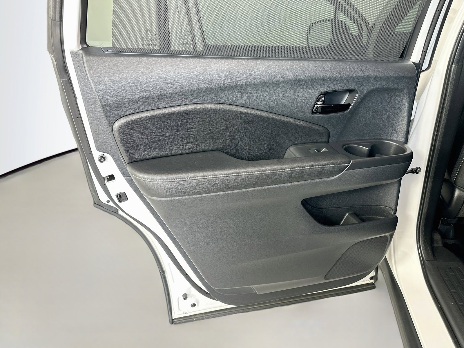 Used 2023 Honda Passport Elite image 29