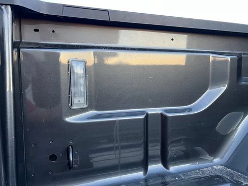 Used 2023 Jeep Gladiator Sport w/ Trailer Tow Package AWD/4WD image 5
