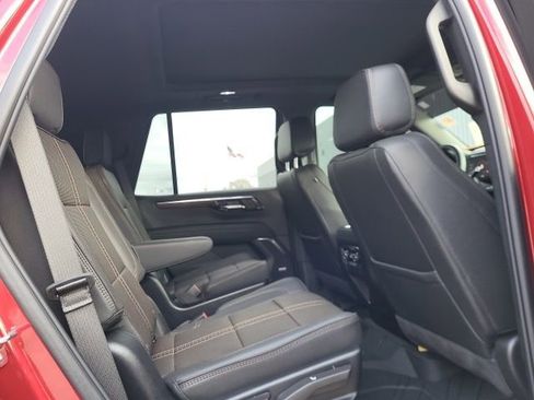 Used 2025 Chevrolet Tahoe High Country image 13