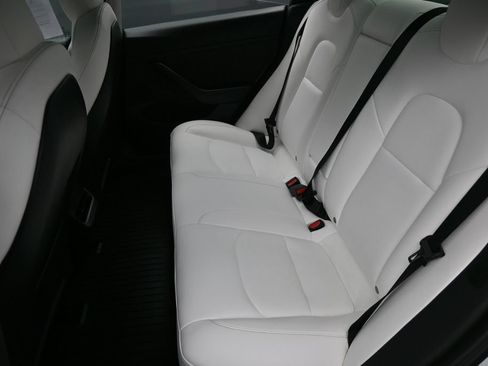 Used 2023 Tesla Model 3 Standard Range RWD image 24