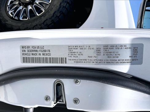 New 2026 RAM 3500 Laramie AWD/4WD image 35