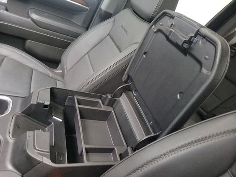 Used 2024 GMC Sierra 1500 Denali w/ Denali Reserve Package image 32