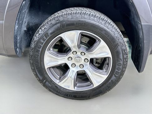 Used 2021 RAM 1500 Laramie AWD/4WD image 35