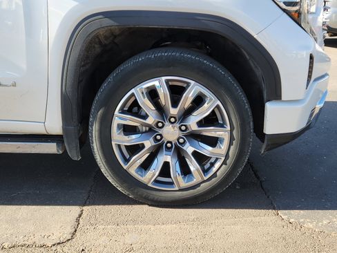 Used 2025 GMC Sierra 1500 Denali w/ Denali Reserve Package AWD/4WD image 7