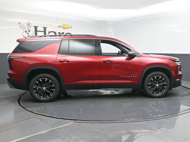 Certified 2025 Chevrolet Traverse LT w/ Sun and Wheel Package FWD image 41