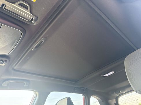 Used 2025 Subaru Forester Premium AWD/4WD image 8