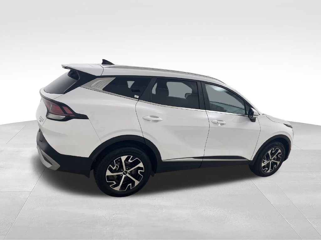 Certified 2024 Kia Sportage EX AWD/4WD image 6