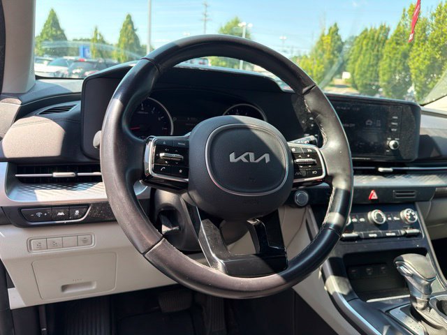 Used 2024 Kia Carnival LX FWD image 15