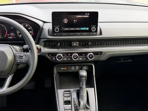Used 2025 Honda CR-V EX image 14