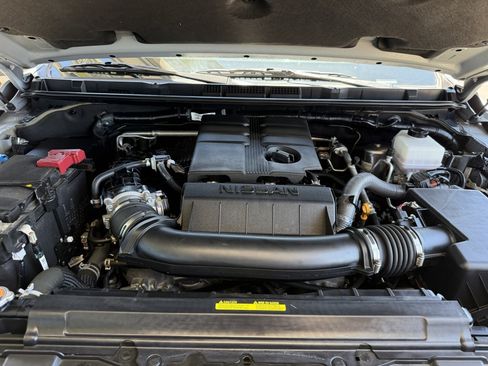 Used 2024 Nissan Frontier Pro-X w/ Pro Convenience Package RWD image 45