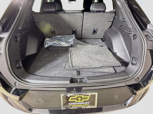 Used 2024 Chevrolet Equinox EV LT image 27