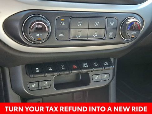 Used 2021 Chevrolet Colorado ZR2 image 18