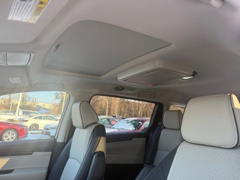 New 2026 Honda Odyssey Elite image 21