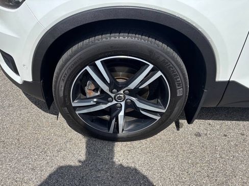 Used 2019 Volvo XC40 T5 R-Design AWD/4WD image 31