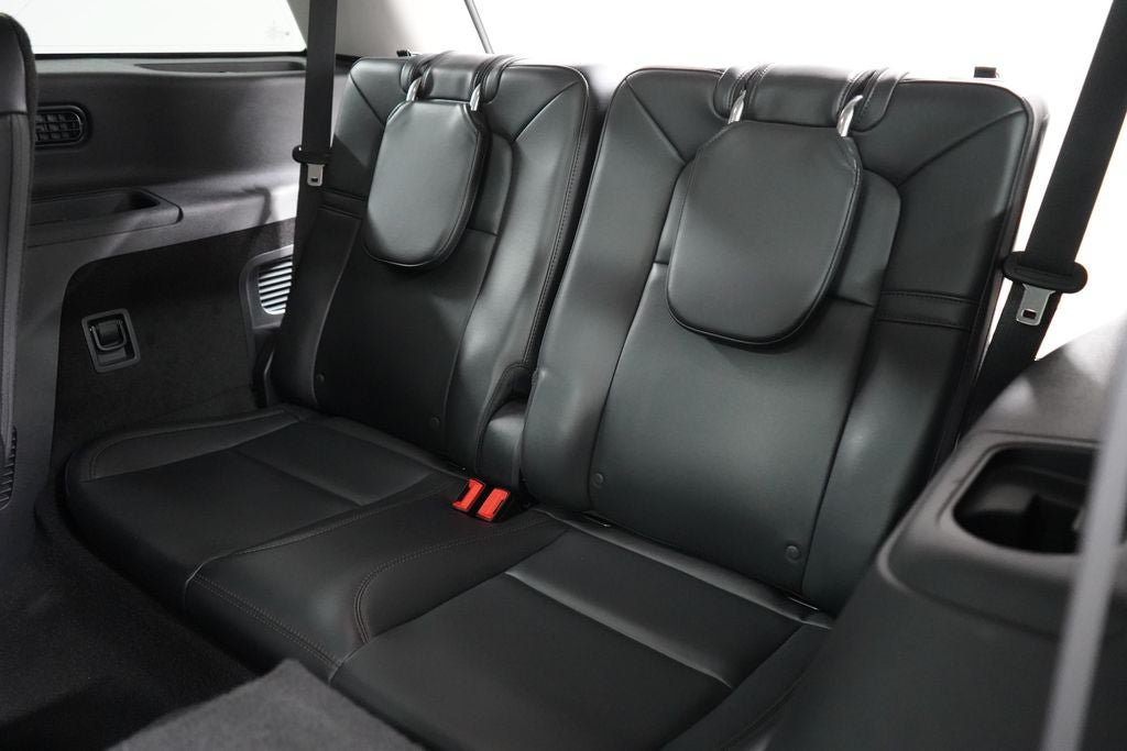 Used 2025 Lincoln Aviator AWD image 30