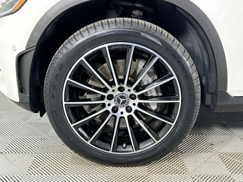 Used 2023 Mercedes-Benz GLC 300 4MATIC Coupe image 31