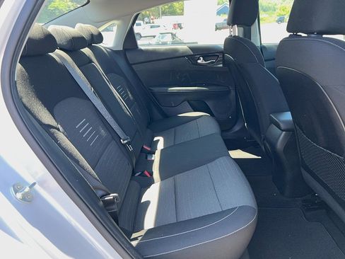 Used 2019 Kia Forte S w/ S Premium Package FWD image 25