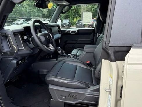New 2026 Ford Bronco Badlands AWD/4WD image 11
