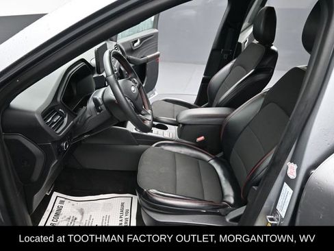 Used 2024 Ford Escape ST-Line image 13