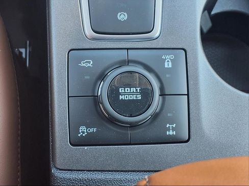 New 2025 Ford Bronco Sport Outer Banks w/ Sasquatch Outer Banks Package image 24