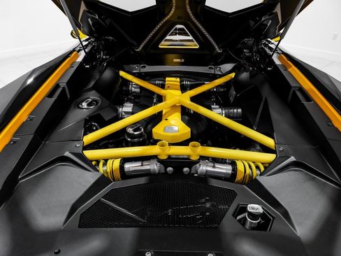 Used 2016 Lamborghini Aventador LP 700-4 image 54