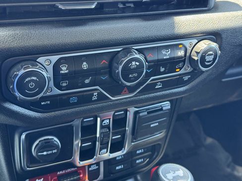 Certified 2025 Jeep Wrangler Unlimited Sport S 4xe AWD/4WD image 24