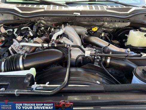 Used 2022 Ford F350 Lariat w/ Black Appearance Package AWD/4WD image 15