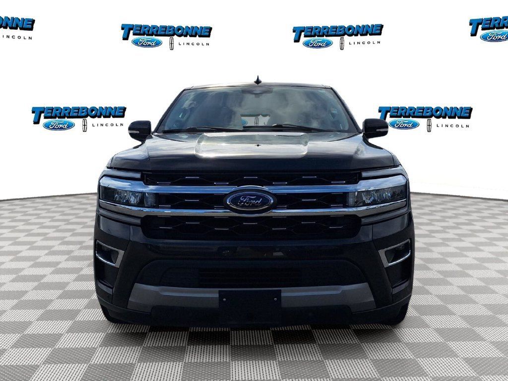 Certified 2024 Ford Expedition Max Limited RWD image 2