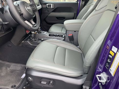 New 2026 Jeep Gladiator Mojave image 10