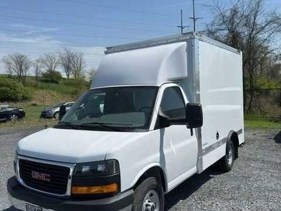 New 2025 GMC Savana 3500 w/ Power Convenience Package