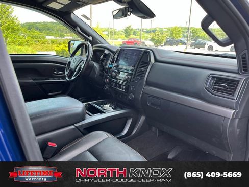 Used 2024 Nissan Titan PRO-4X w/ Pro-4x Convenience Package AWD/4WD image 28