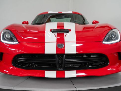 Used 2017 Dodge Viper GTS image 15