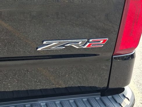 Certified 2022 Chevrolet Silverado 1500 ZR2 AWD/4WD image 32