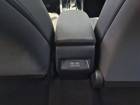 Used 2024 Toyota Corolla LE FWD image 14