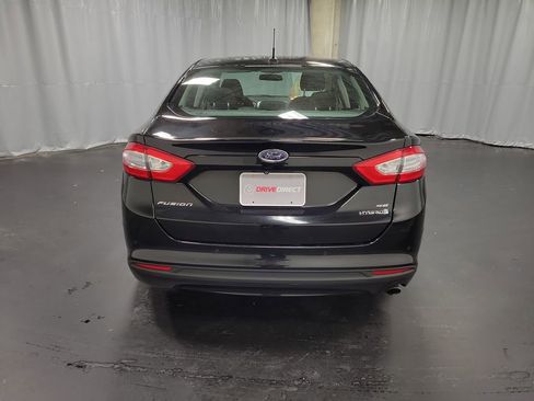 Used 2016 Ford Fusion SE image 8